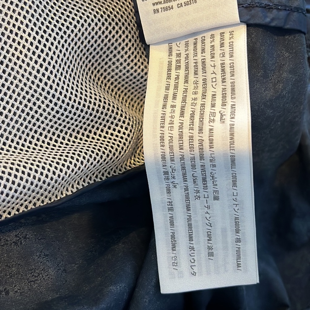 A&F Navy Rain Jacket - Picture 15 of 15